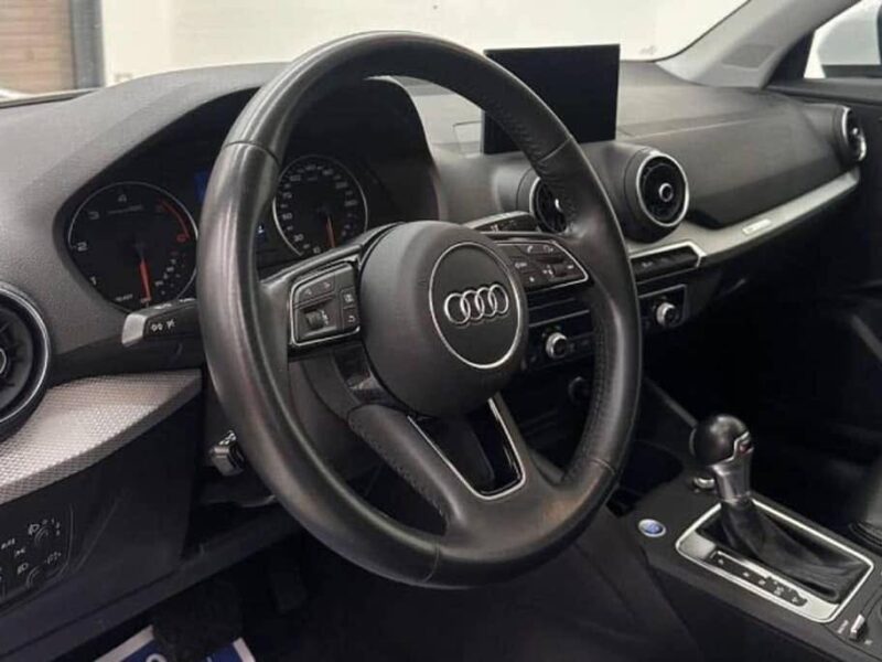 Audi Q2 35 TDI S tronic Business