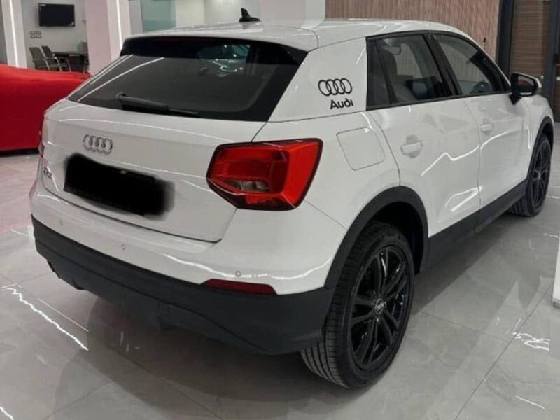 Audi Q2 35 TDI S tronic Business