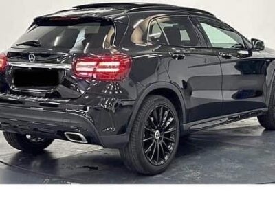 MERCEDES GLA 200