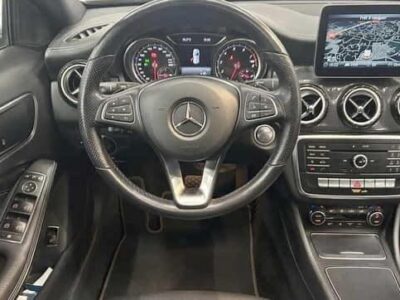 MERCEDES GLA 200